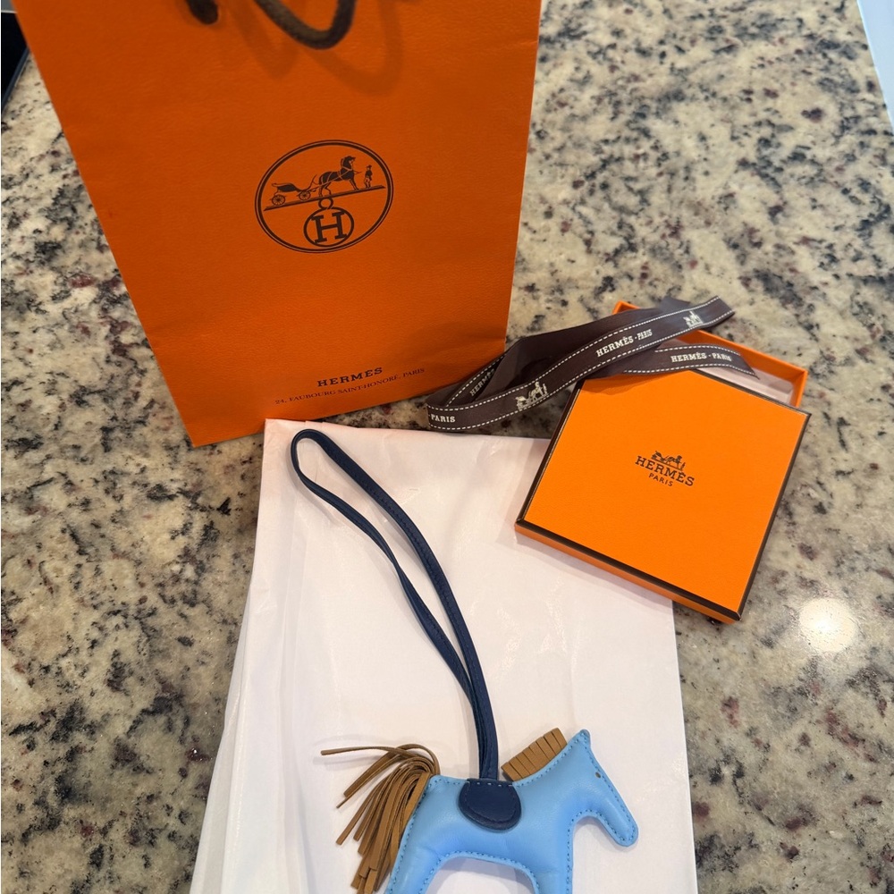 Hermes Milo Gri Gri Rodeo Bag Charm - Picture 2 of 12